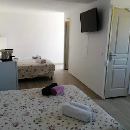 Casa Julie 4*